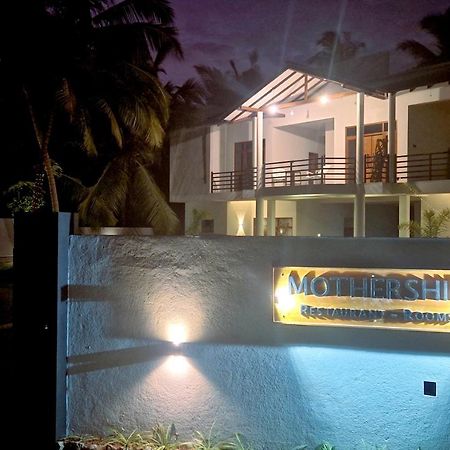 Mothership Tangalle Exterior foto