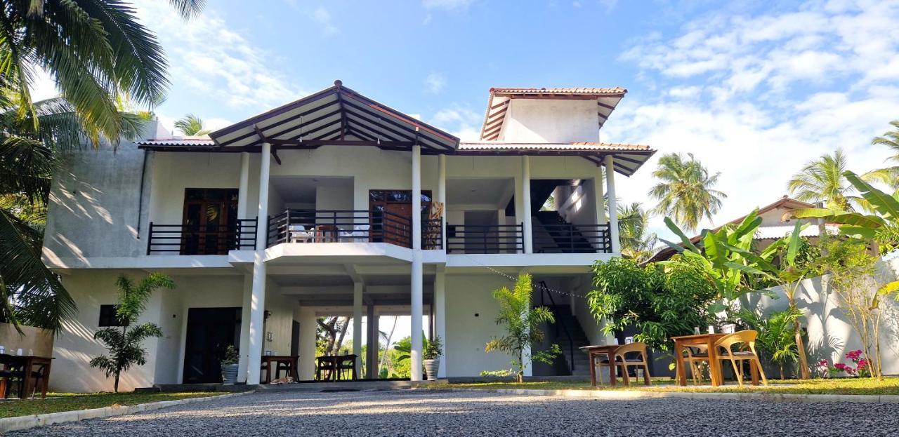 Mothership Tangalle Exterior foto